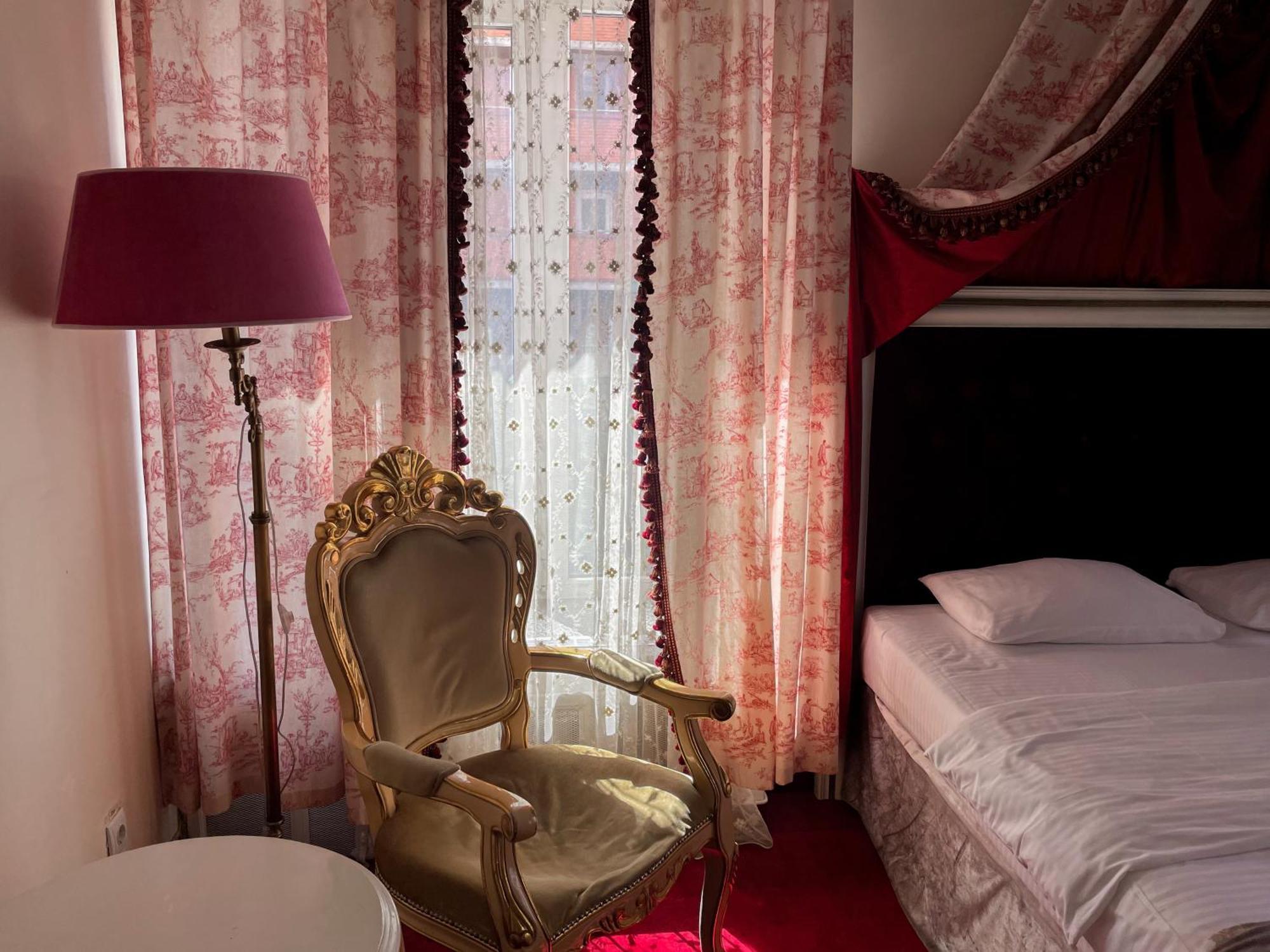 Royal City Hotel Kiev Exterior foto