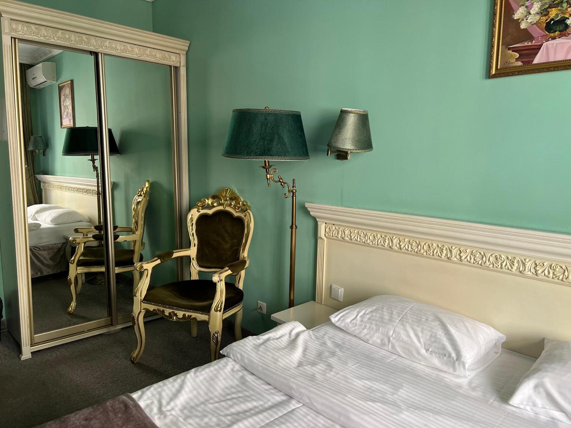 Royal City Hotel Kiev Quarto foto
