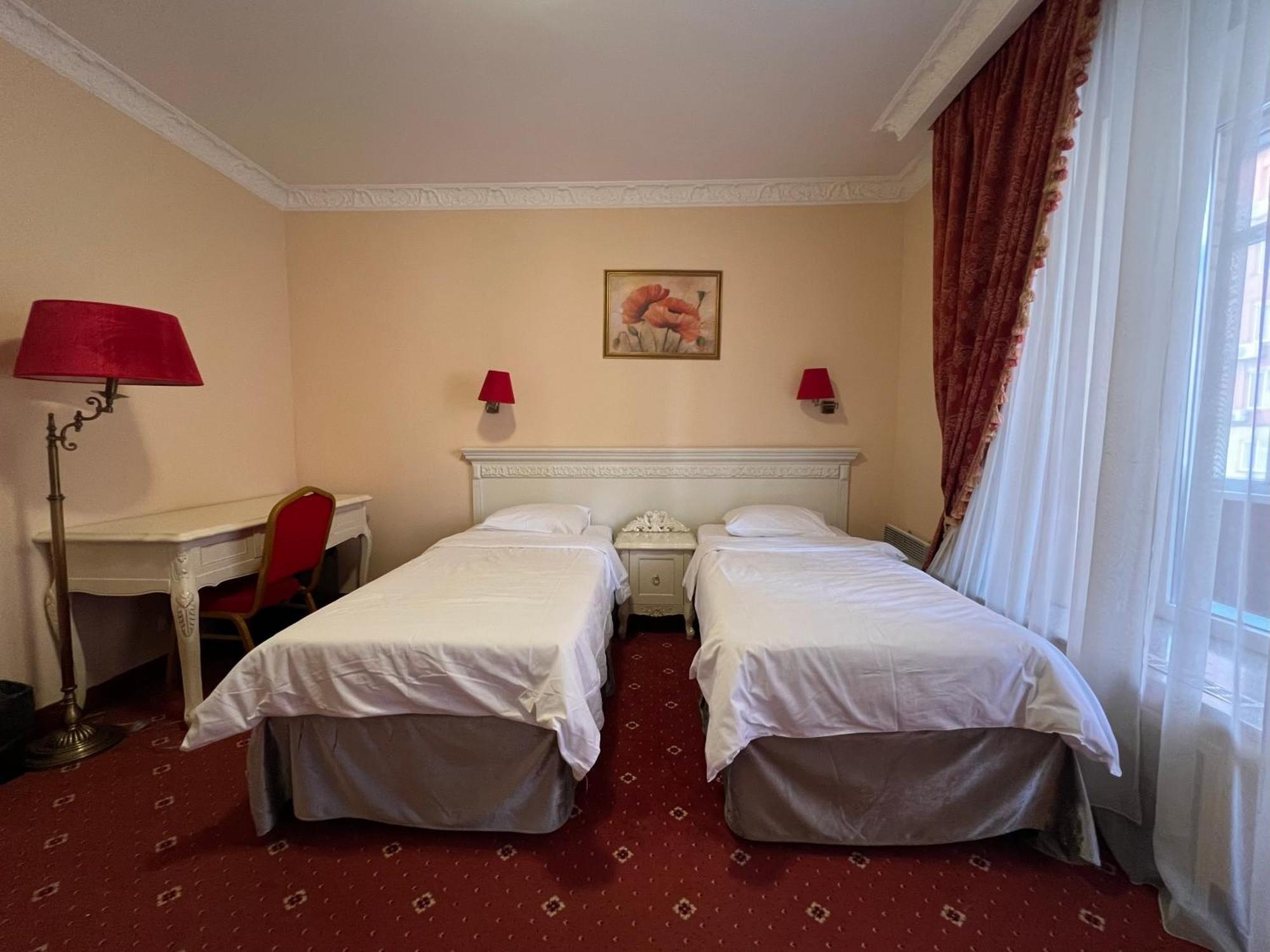 Royal City Hotel Kiev Exterior foto